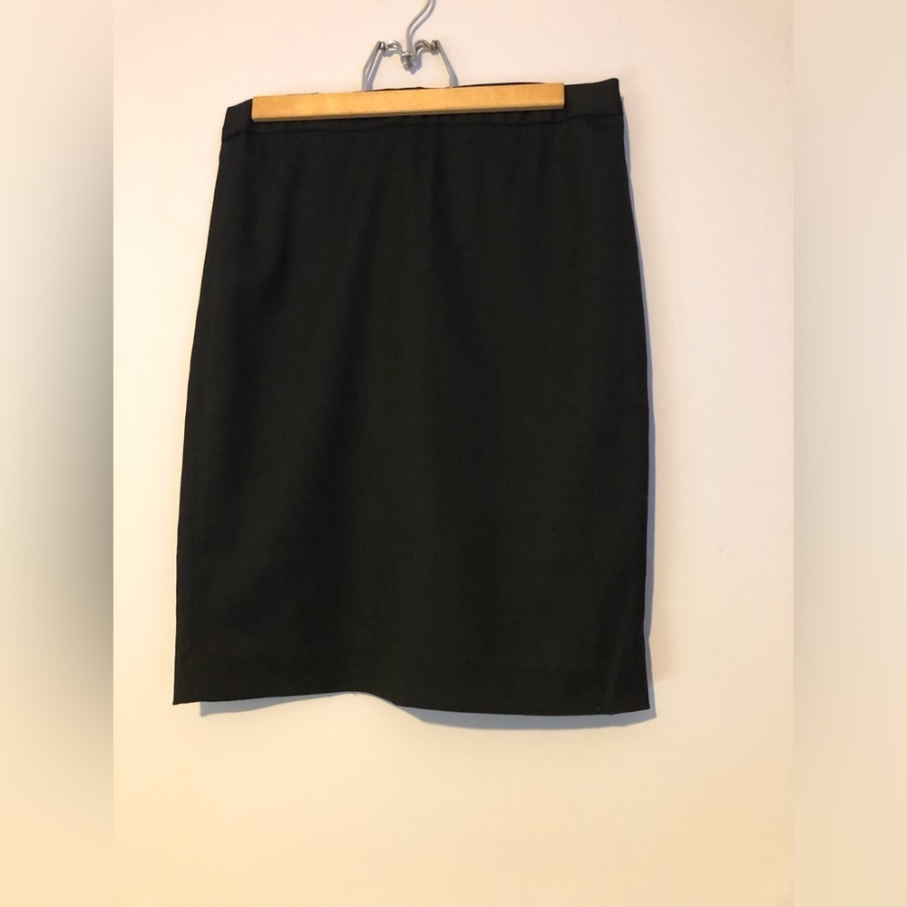 NWT Banana Republic Petite 4 Black Pencil Skirt